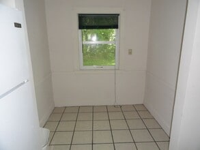 1209 S W Ave in Jackson, MI - Building Photo - Building Photo