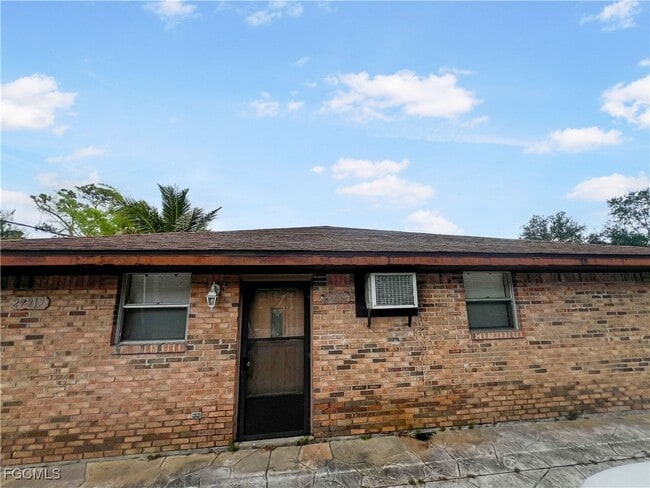 27917 Washington St in Bonita Springs, FL - Building Photo - Building Photo