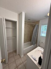 4338 Loys Dr in Jacksonville, FL - Building Photo - Building Photo