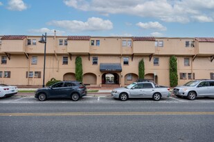 914 SW 8th Ave in Gainesville, FL - Building Photo