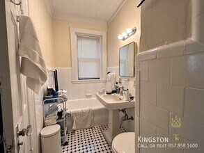 38 Park St in Brookline, MA - Building Photo - Building Photo