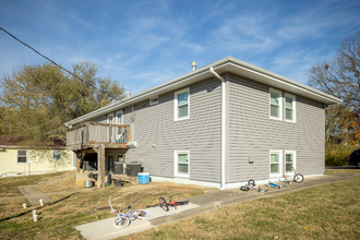 107 W Workman St-Unit -Unit A in Knob Noster, MO - Building Photo - Building Photo