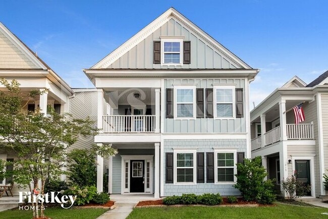 property at 413 Forsythia Ave