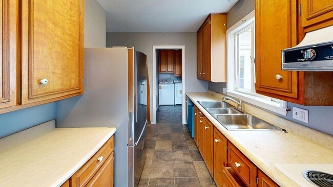 50 Silver Cir in Barre, VT - Building Photo - Building Photo