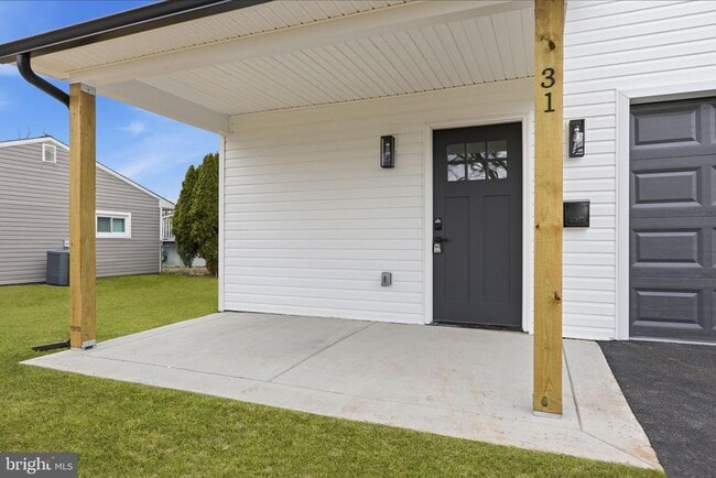 property at 31 Swan Ln