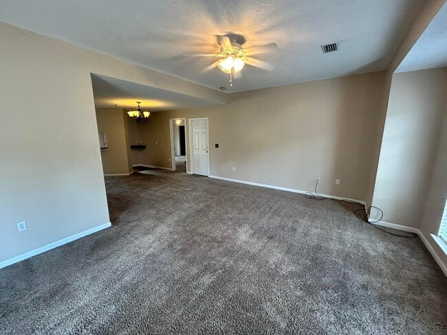 2175 Hagood Loop in Crestview, FL - Building Photo - Building Photo