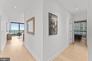 1650 Silver Hill Dr in Tysons, VA - Building Photo