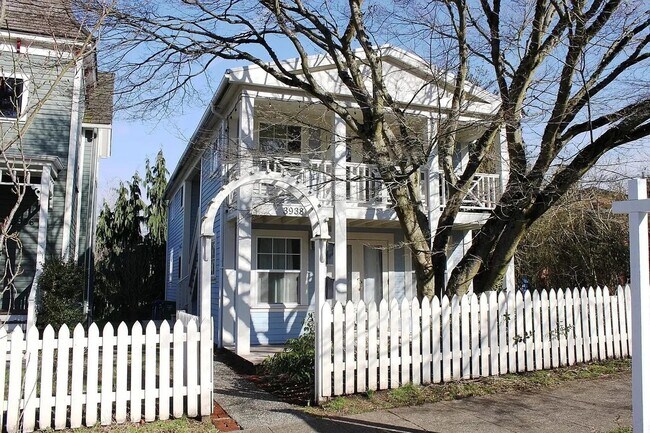 3938 S Ferdinand St in Seattle, WA - Building Photo - Building Photo