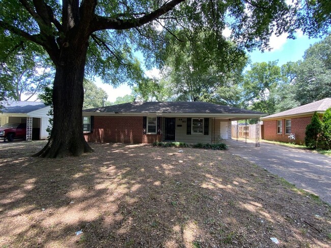 property at 4460 Helene Rd