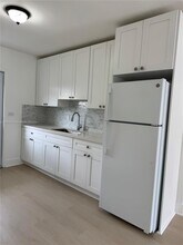2803 SW 21st St in Miami, FL - Building Photo - Building Photo