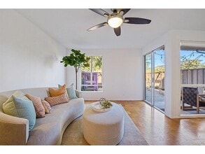41 Forest Ln, Unit 41 Forest in San Rafael, CA - Foto de edificio - Building Photo