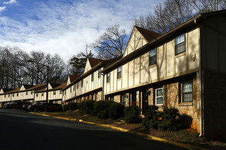 Stone Mountain Townhomes in Stone Mountain, GA - Building Photo - Building Photo