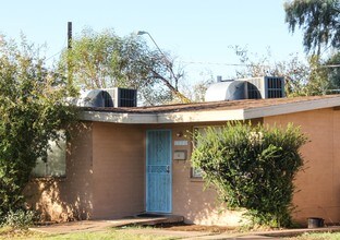 North 30th Lane Apartments in Phoenix, AZ - Building Photo - Building Photo