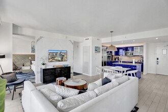 3101 Bayshore Dr in Fort Lauderdale, FL - Building Photo - Building Photo