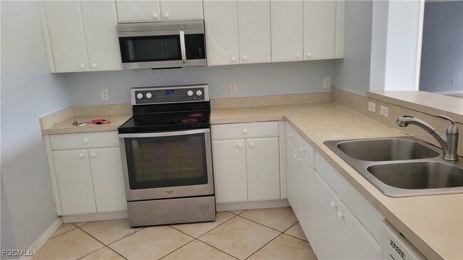 3217 10th St SW in Lehigh Acres, FL - Building Photo - Building Photo