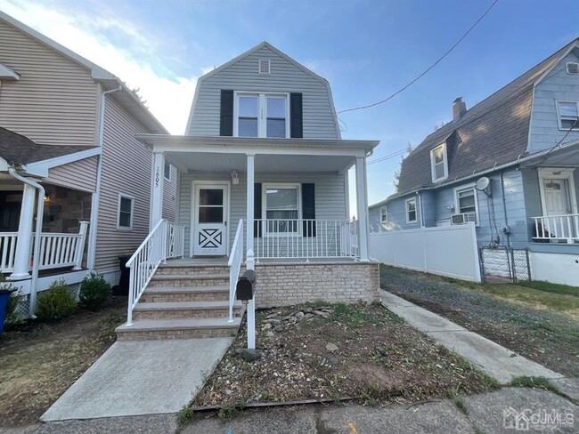 property at 1605 Parker Rd