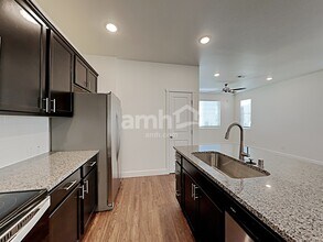 33072 Eagle Peak Ln in Black Diamond, WA - Building Photo - Building Photo