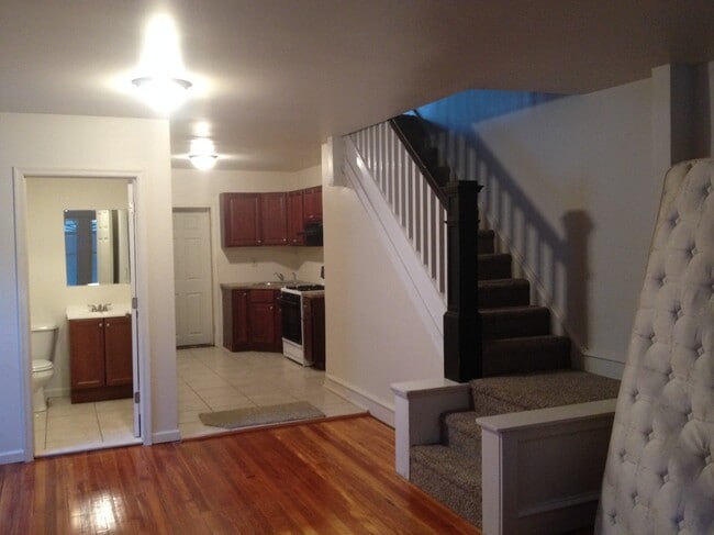 property at 1414 Siegel St