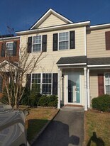 206 Springwood Dr in Jacksonville, NC - Building Photo