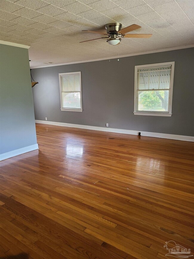 1821 W Gregory St in Pensacola, FL - Building Photo - Building Photo