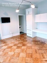 250 S 13th St in Philadelphia, PA - Building Photo - Building Photo