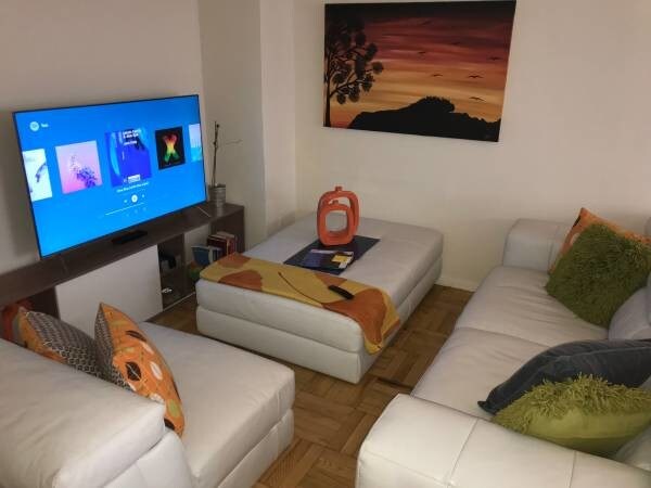 249 E 48th St-Unit -3F in New York, NY - Building Photo - Building Photo