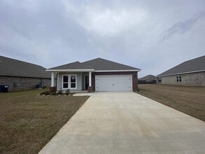 1348 Rosefield Dr W in Mobile, AL - Building Photo - Building Photo