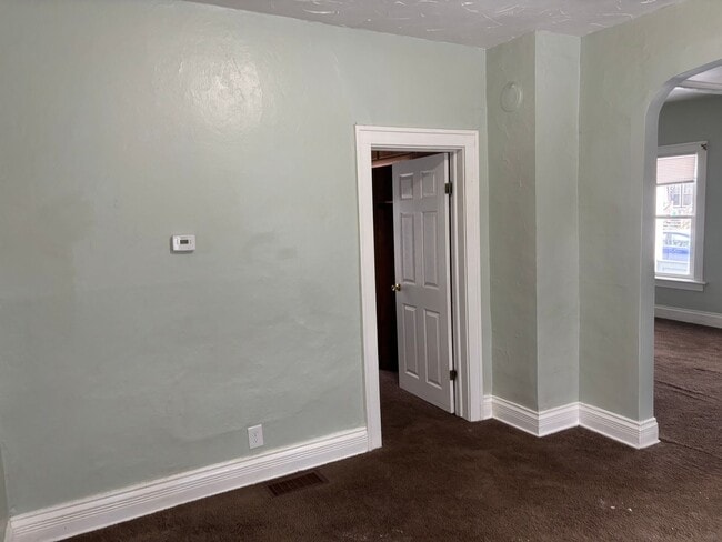 623 Valleywood Dr in Toledo, OH - Building Photo - Building Photo