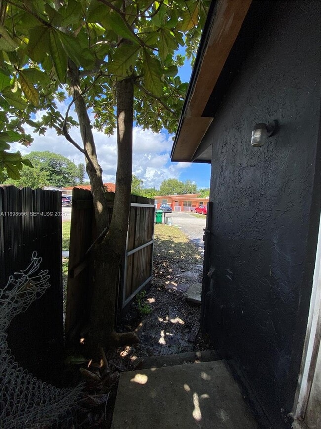 property at 6132 SW 39th St