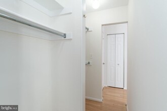 1843 Mintwood Pl NW in Washington, DC - Building Photo - Building Photo