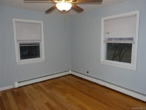 154 Buena Vista Rd in New City, NY - Building Photo - Building Photo