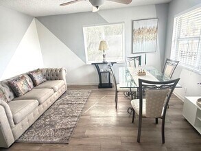 406 Lakeside Dr in Margate, FL - Building Photo - Building Photo