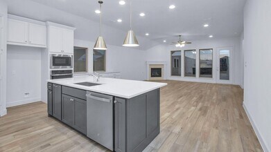 42843 Manzano St in Magnolia, TX - Building Photo - Building Photo