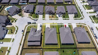 705 Western Fern in League City, TX - Building Photo