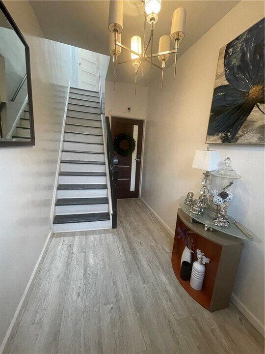 282 Calhoun Ave-Unit -2 in Bronx, NY - Foto de edificio