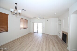 9053 W Villa Maria Dr in Peoria, AZ - Building Photo - Building Photo