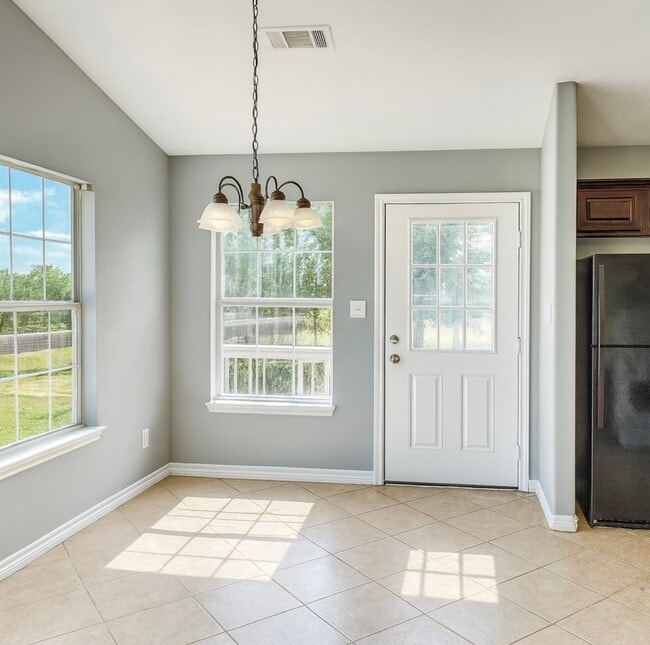 property at 1040 Darst Rd