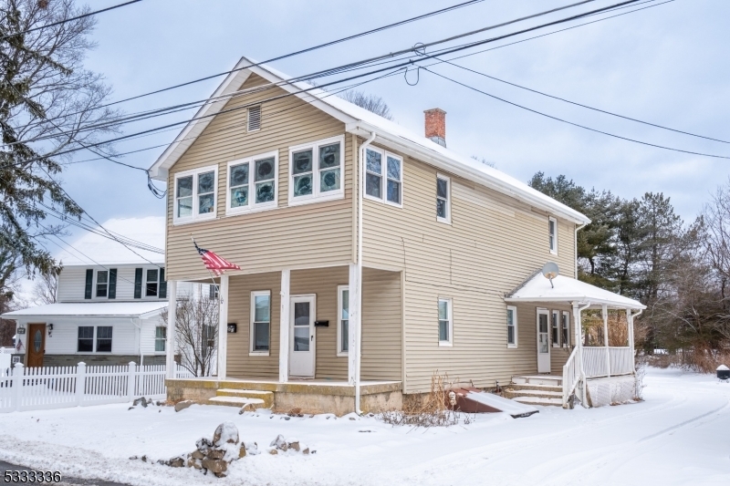 37 Kennedy Ave in Ogdensburg, NJ - Building Photo