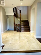 2418 Wasaga Dr in Oakville, ON - Building Photo - Building Photo