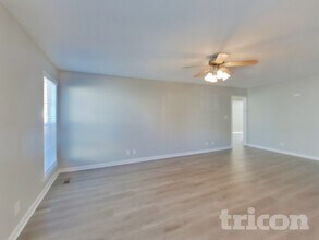 421 Faulkner Dr in Clarksville, TN - Building Photo - Building Photo