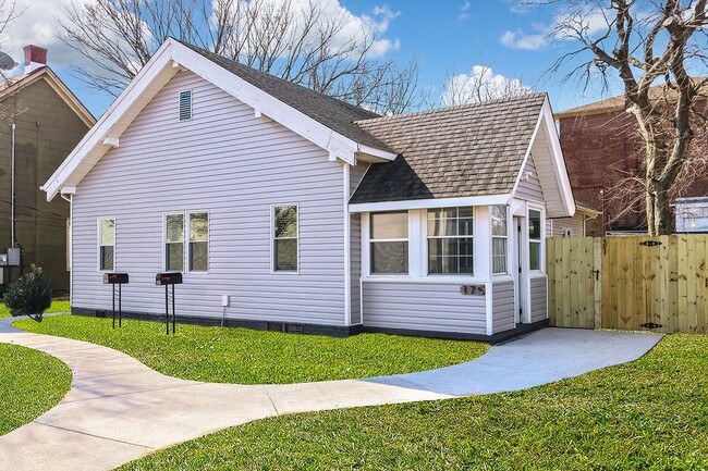 property at 173 A View Ave