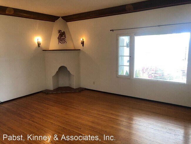 4803 E Ocean Blvd in Long Beach, CA - Foto de edificio - Building Photo