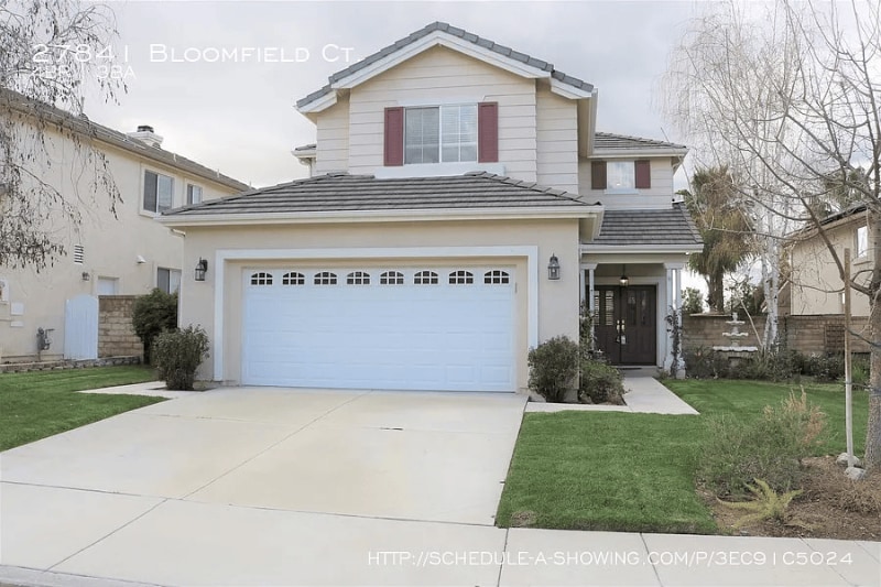 27841 Bloomfield Ct in Santa Clarita, CA - Building Photo