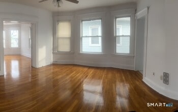 831-833-833 William St in Bridgeport, CT - Foto de edificio - Building Photo