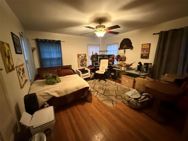 property at 3300 Lafayette Ave