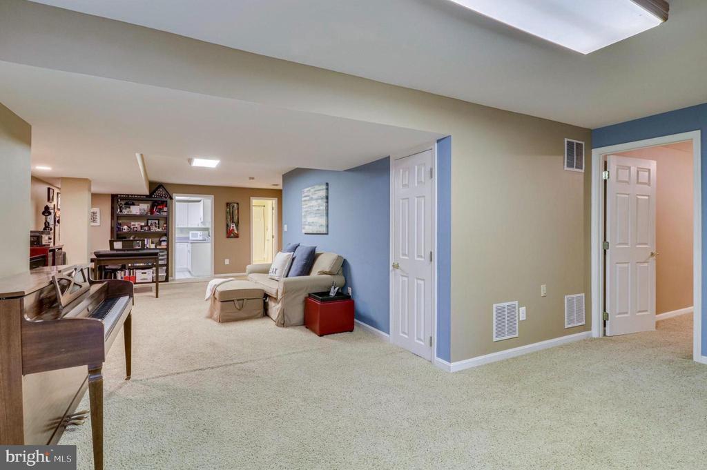 3708 Millpond Ct in Fairfax, VA - Building Photo