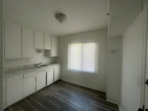 1 Harvard Ave in Cleveland, OH - Building Photo - Building Photo