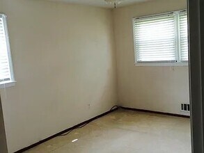 11 E Sherman Ave in Woodbridge Township, NJ - Building Photo - Building Photo