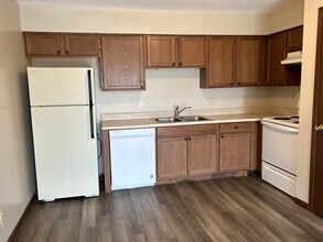 North Ridge in Cedar Rapids, IA - Building Photo - Building Photo