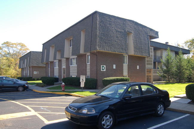 Towne Oaks Apartments